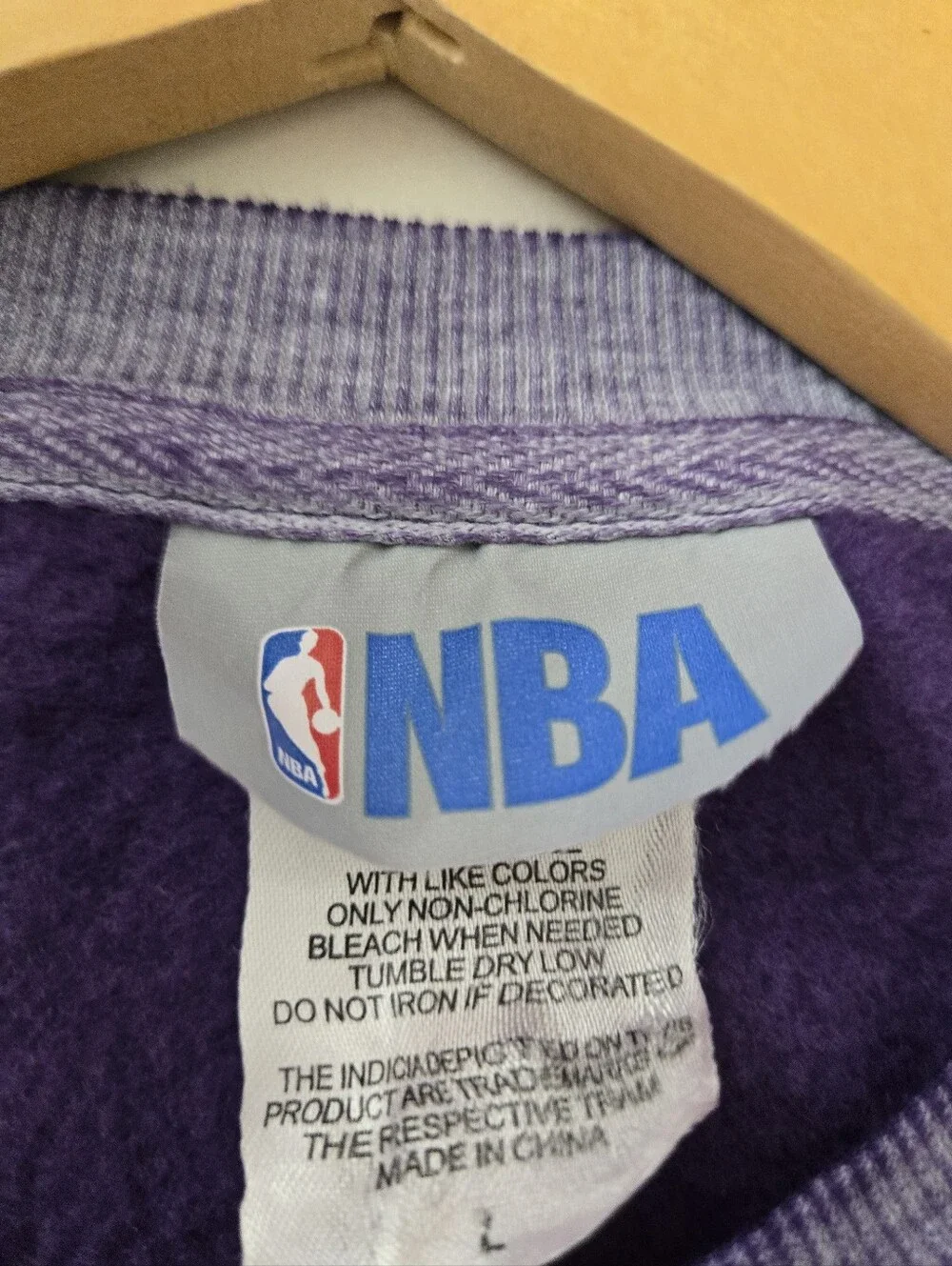 NWOT Charlotte Hornets Purple Burnout Sweatshirt Womens Large NBA Pullover - Picture 14 of 16